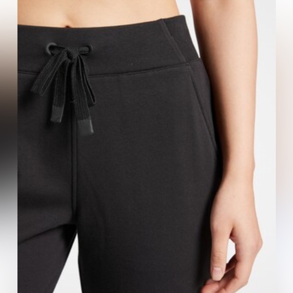 Athleta Triumph Jogger Black Small - Picture 2 of 8